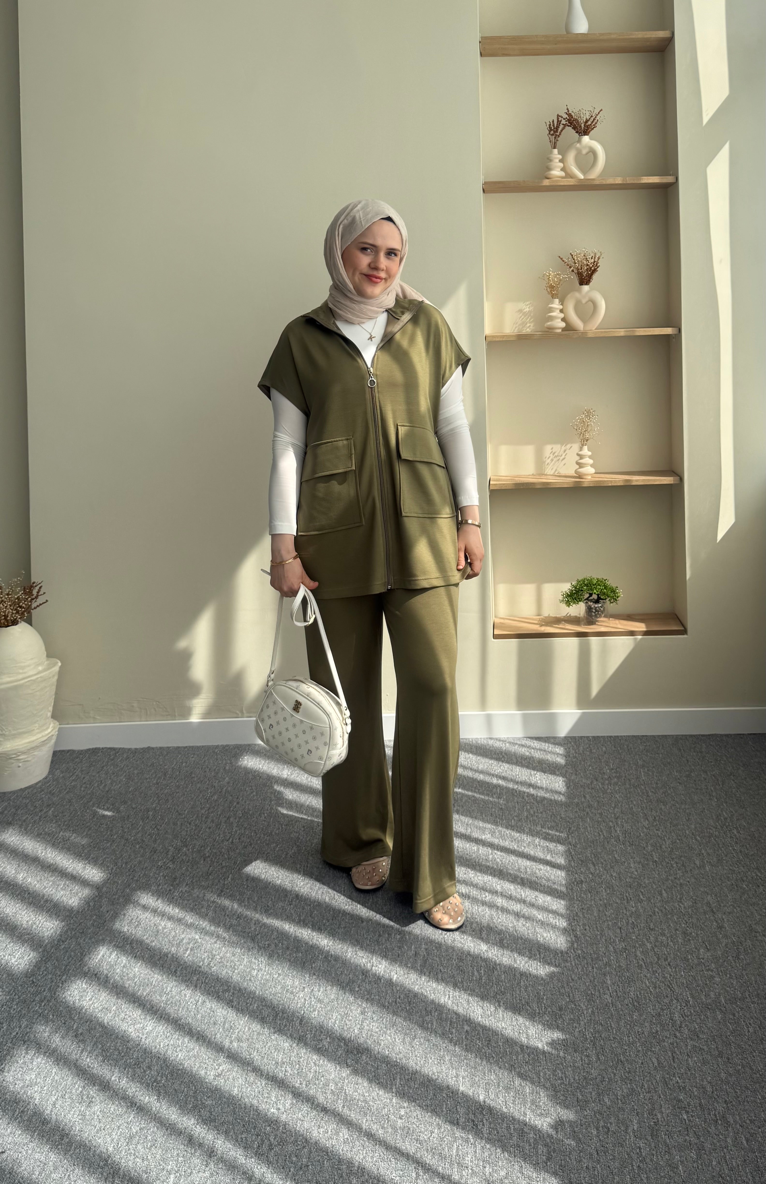 Oysh Vest Set